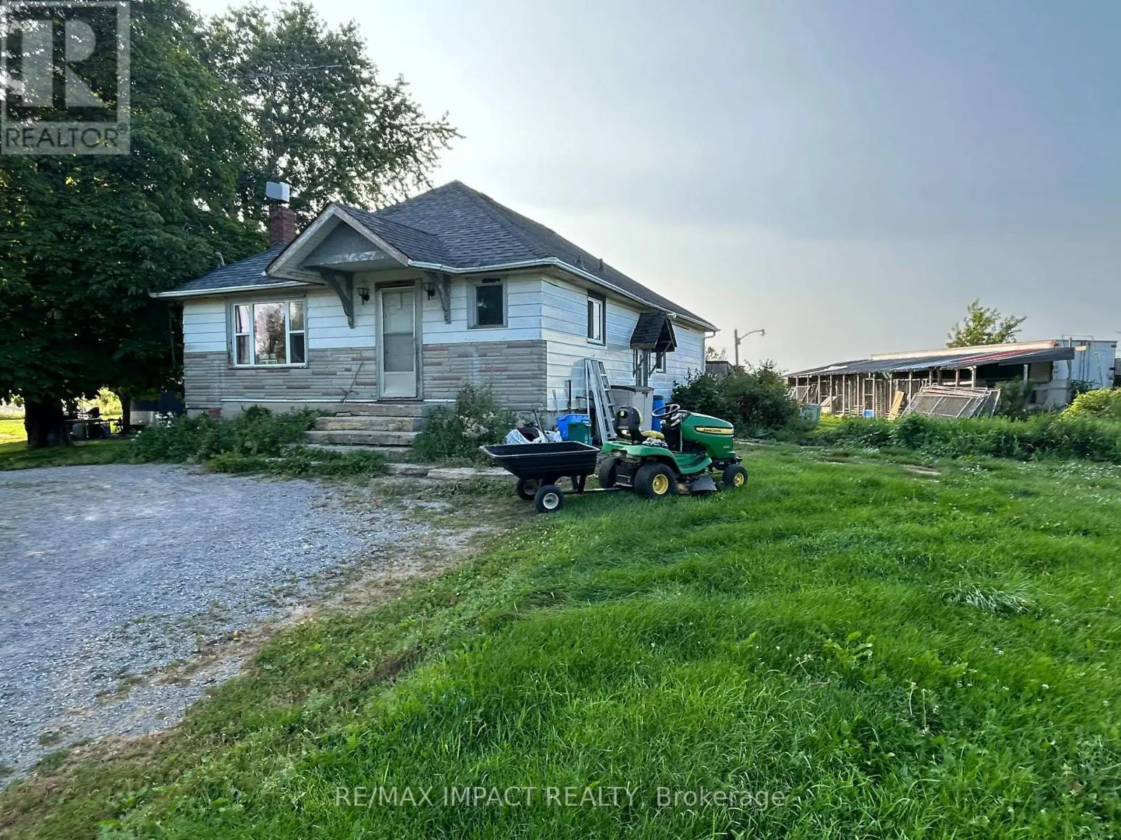 2074 Baseline Road W, Clarington, Ontario  L1C 3K3 - Photo 1 - E11984155