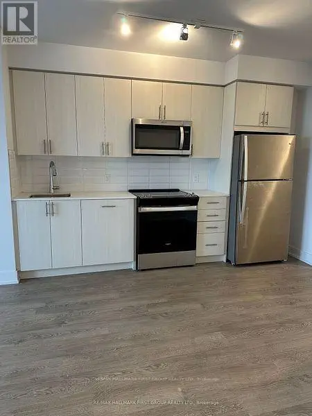 604 - 2550 Simcoe Street N, Oshawa, Ontario  L1L 0R5 - Photo 2 - E12054581