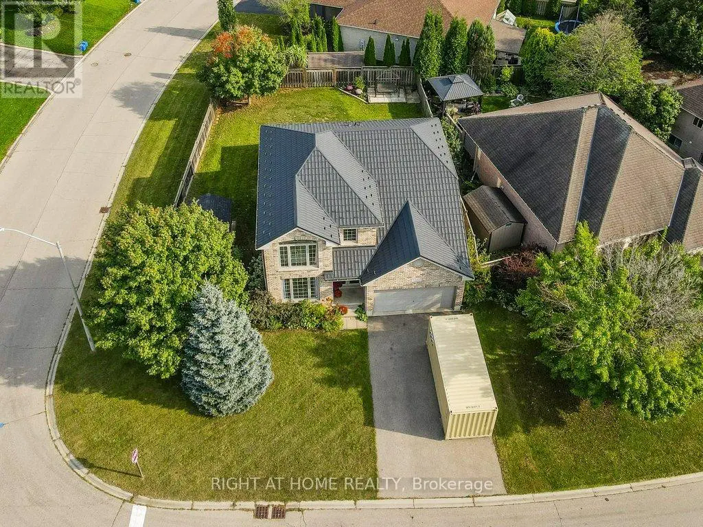 210 Dundas Street W, Brant, Ontario  N3L 4H3 - Photo 2 - X12055085