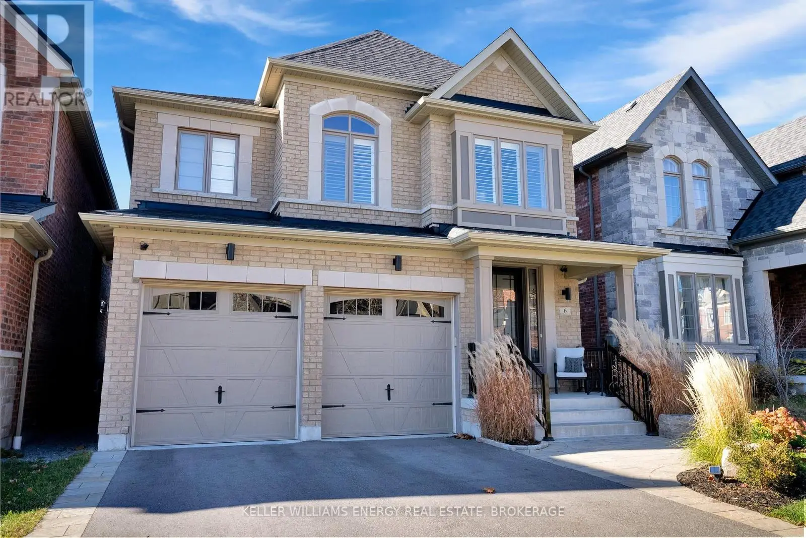 6 Hayeraft Street, Whitby, Ontario  L1P 0C6 - Photo 3 - E12056443