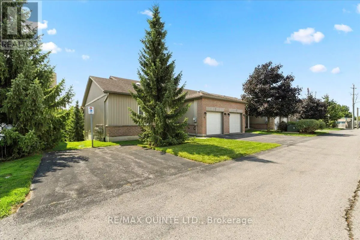12 - 1 Rosemary Court, Prince Edward County, Ontario  K0K 2T0 - Photo 2 - X12056812