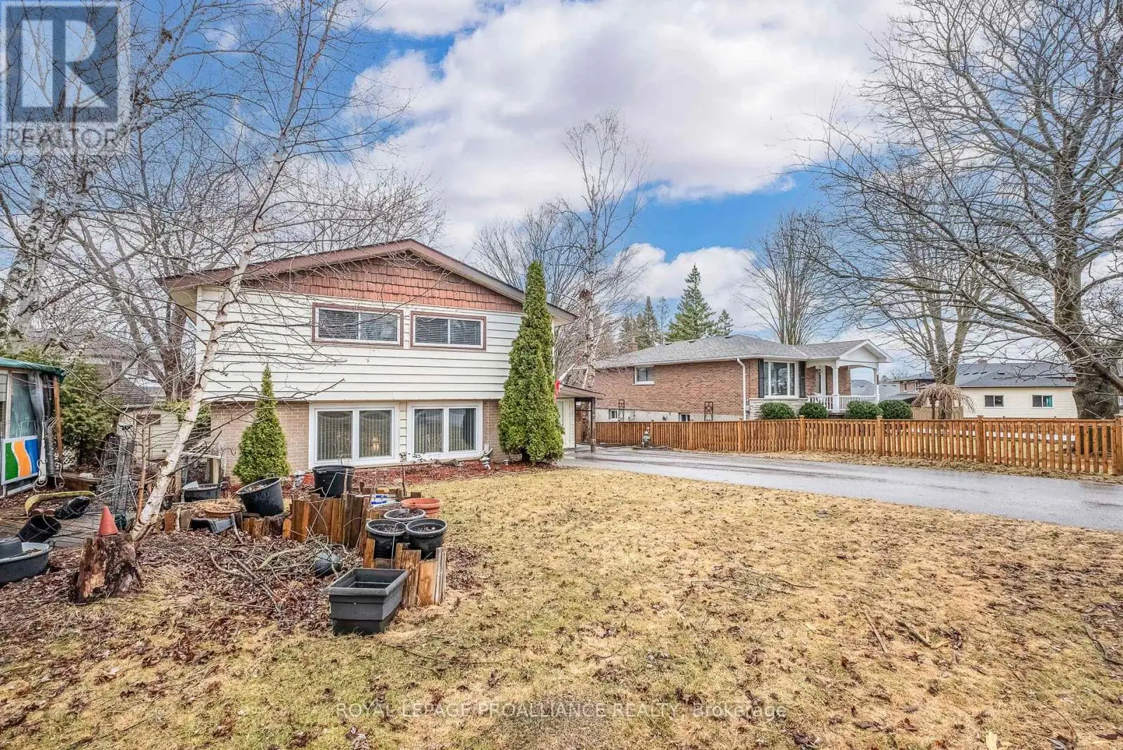 394 Sunset Boulevard, Clarington, Ontario  L1B 1C8 - Photo 3 - E12056988