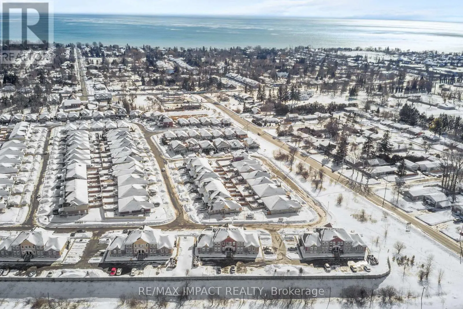 208 - 440 Lonsberry Drive, Cobourg, Ontario  K9A 0K4 - Photo 2 - X12057812