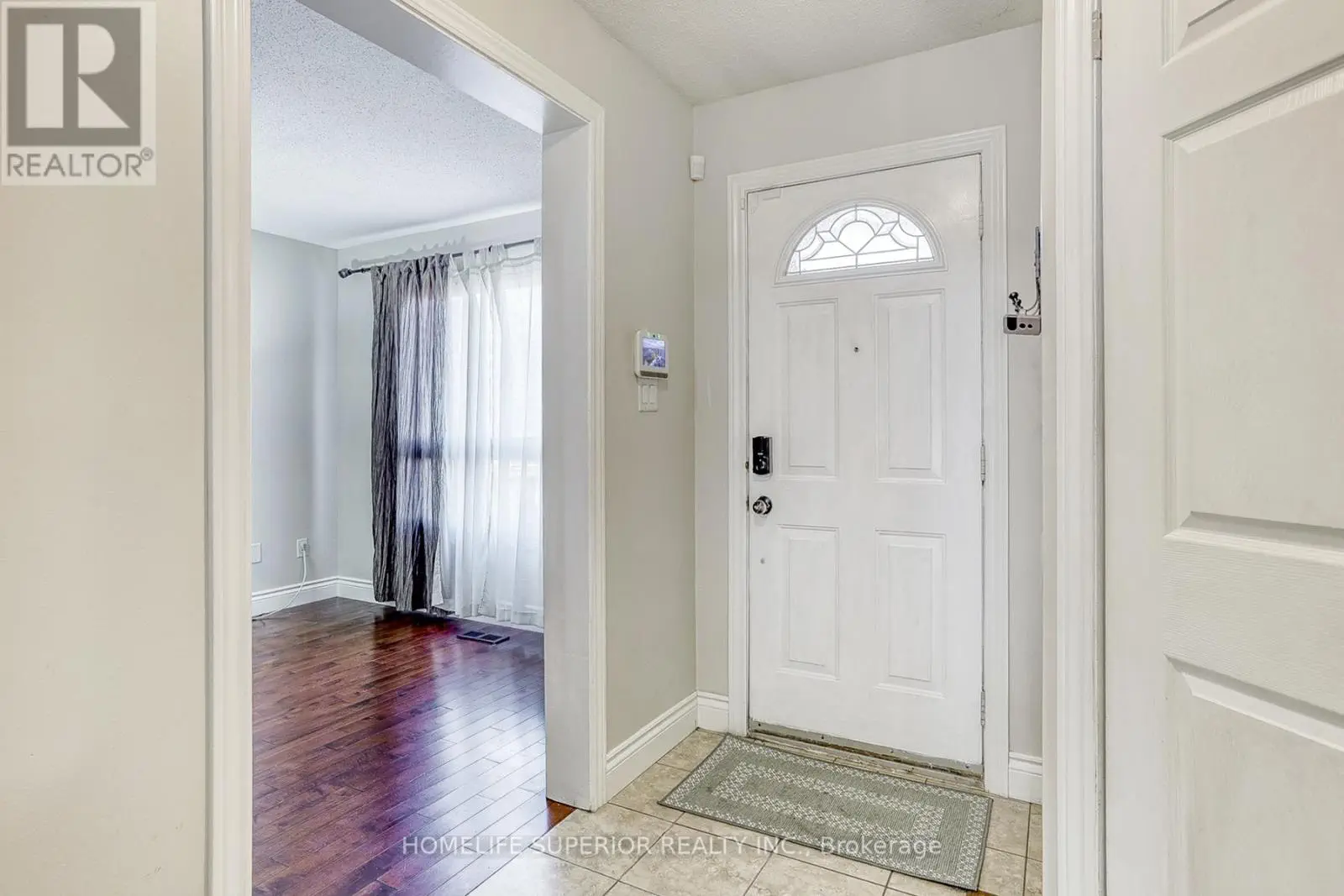 88 Vanessa Place, Whitby, Ontario  L1N 6T3 - Photo 2 - E12058557