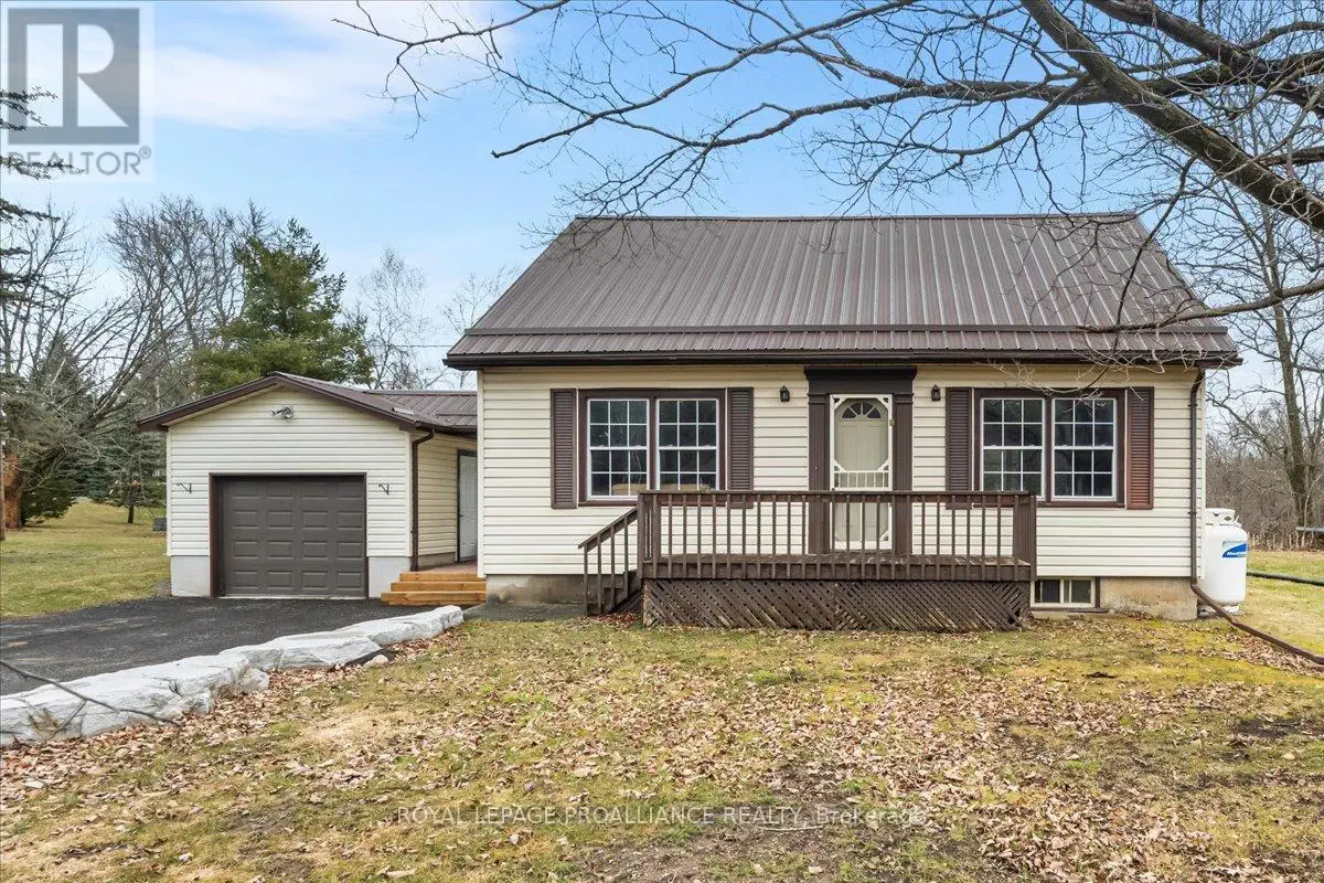 402 Beatty Road, Belleville, Ontario  K0K 3E0 - Photo 1 - X12058789