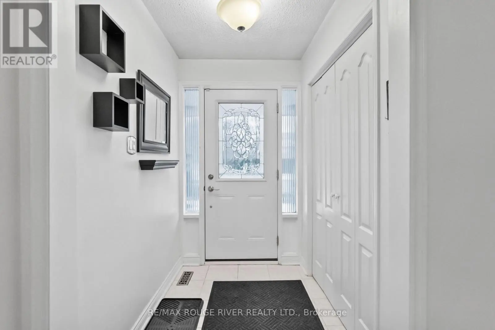 146 Gadsby Drive, Whitby, Ontario  L1N 6M4 - Photo 3 - E12060519