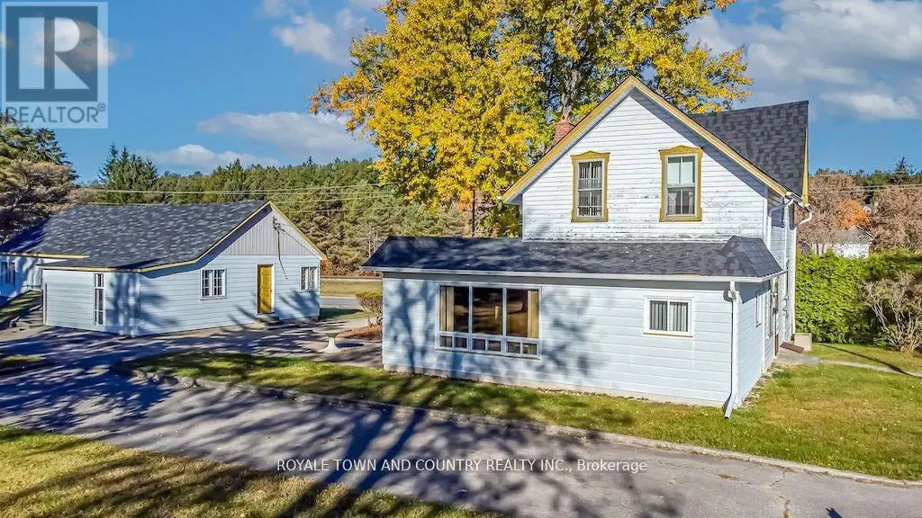 17 & 15 Amelia Street, Kawartha Lakes, Ontario  L0A 1K0 - Photo 1 - X12061629