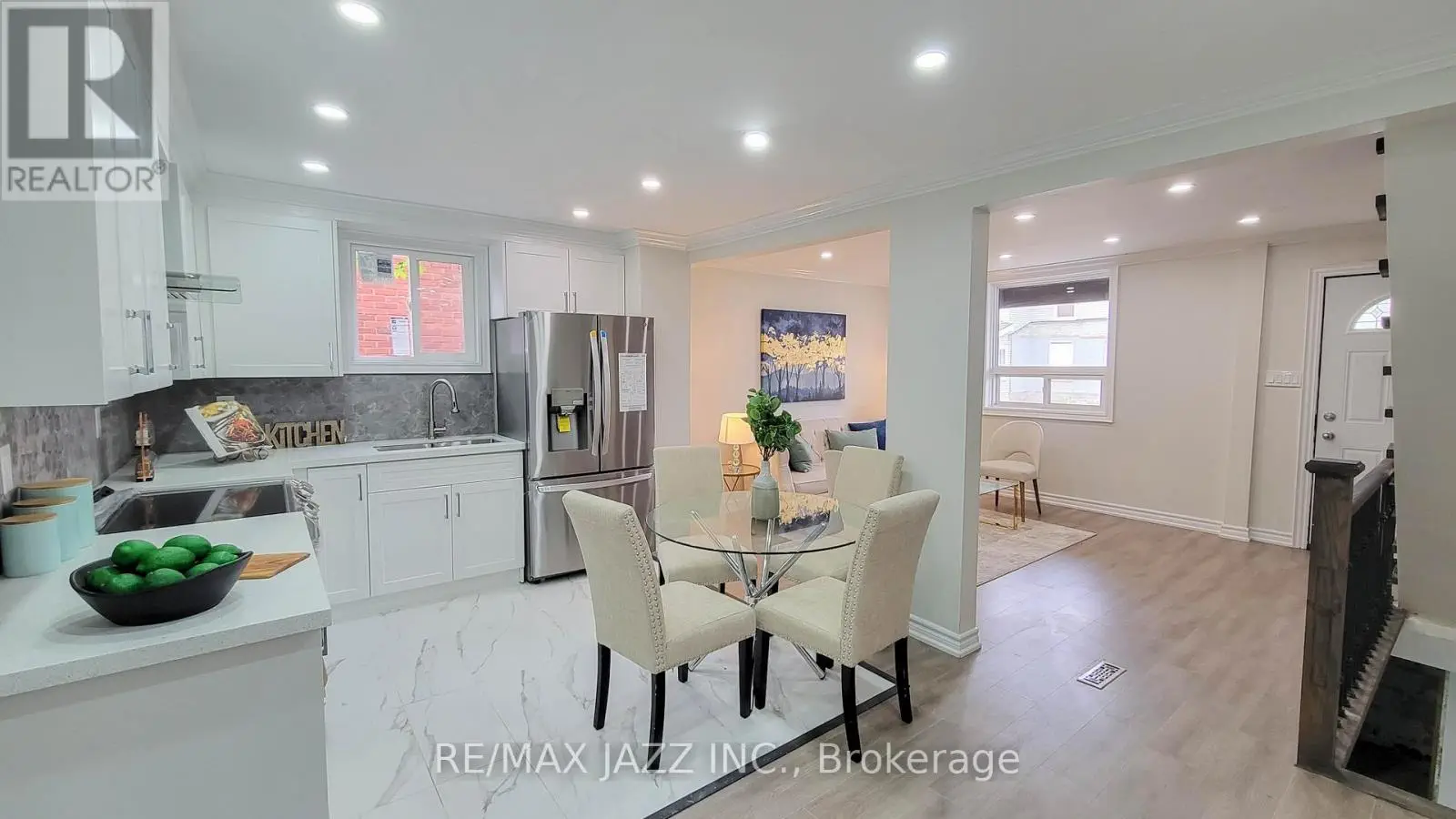 7 Maple Street, Oshawa, Ontario  L1H 2L6 - Photo 3 - E12063049
