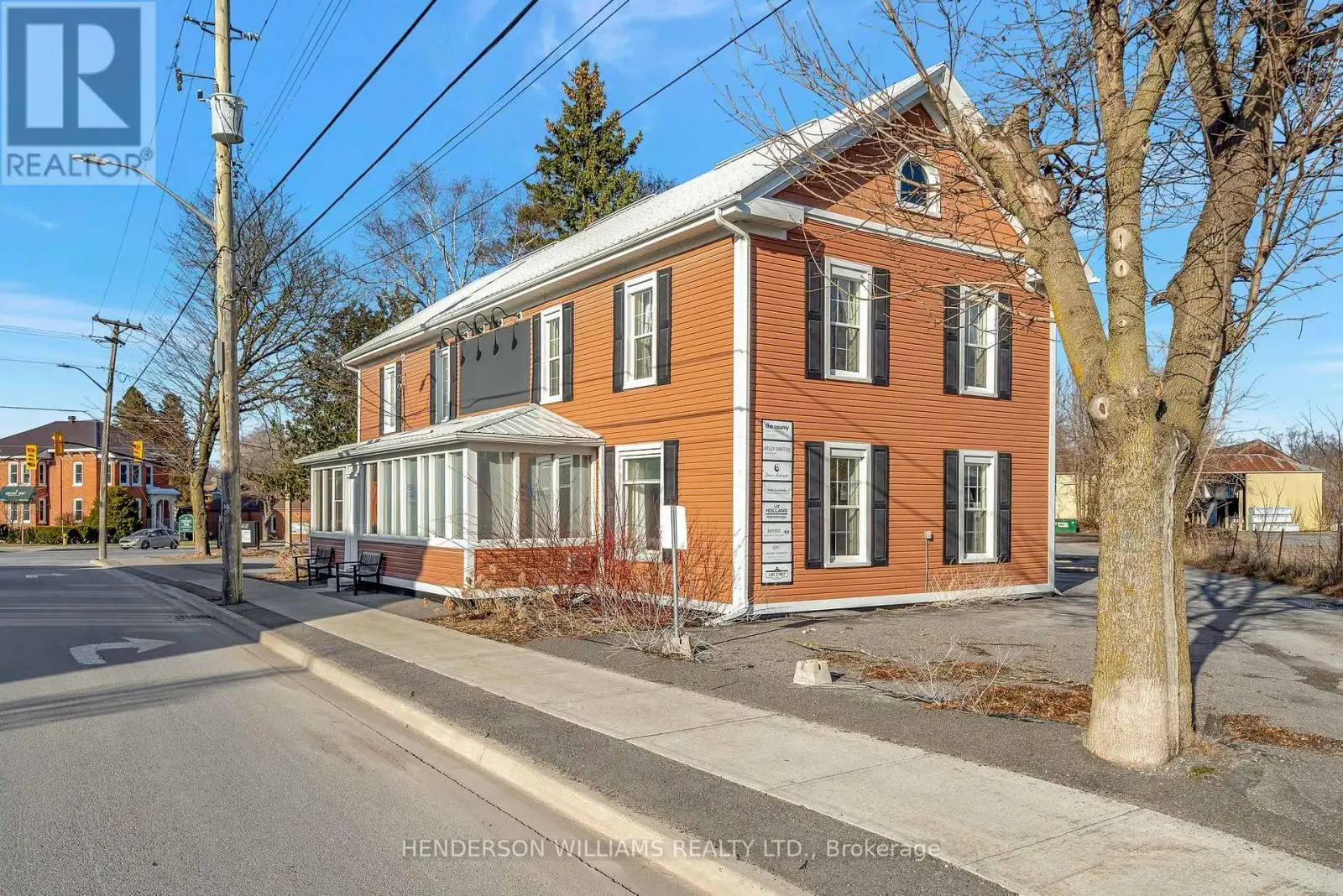 1 Lake Street E, Prince Edward County, Ontario  K0K 2T0 - Photo 2 - X12063314