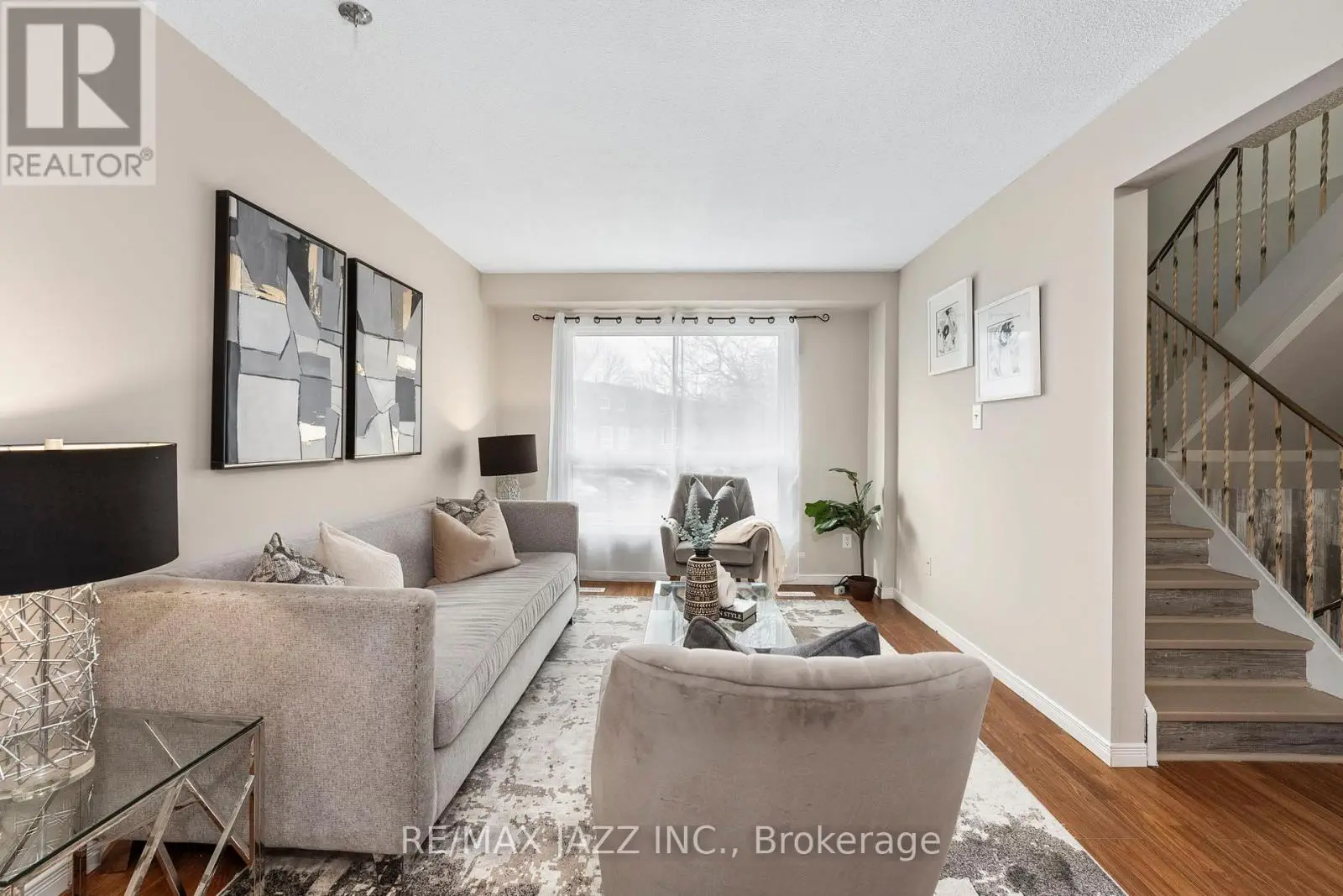 1 - 222 Pearson Street, Oshawa, Ontario  L1G 7C6 - Photo 3 - E12063694