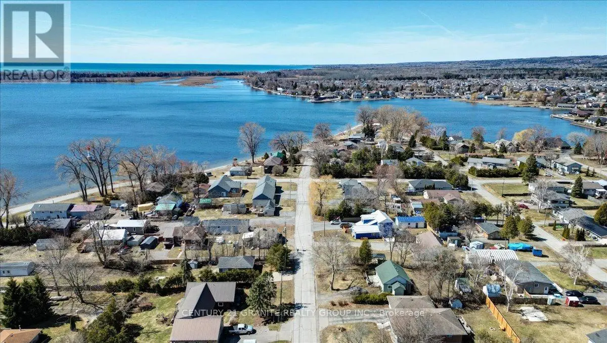 18 PRICE STREET W, Brighton, Ontario