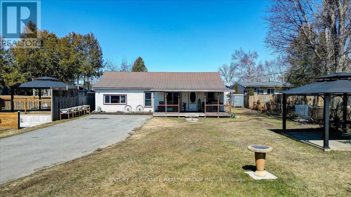 18 Price Street W, Brighton, Ontario  K0K 1H0 - Photo 2 - X12061670