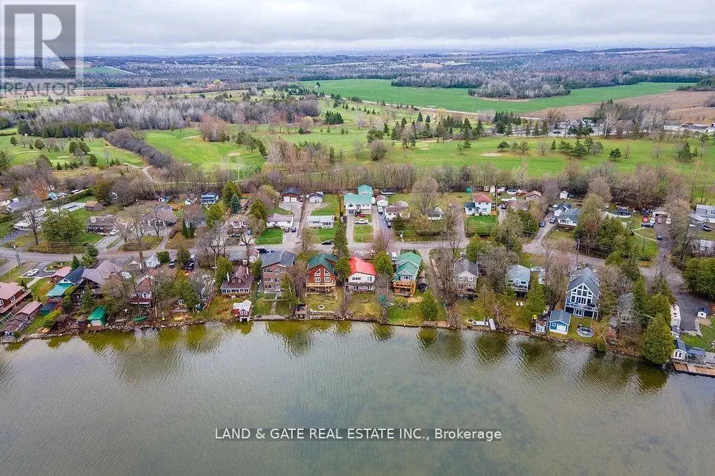 35 Mcgill Drive, Kawartha Lakes, Ontario  L0B 1K0 - Photo 2 - X12064172
