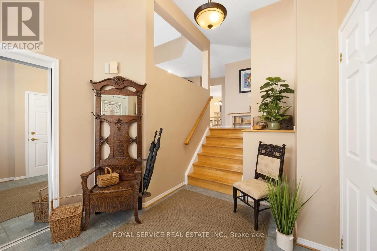 1446 Glenforest Crescent, Peterborough West, Ontario  K9K 2J2 - Photo 3 - X12065439