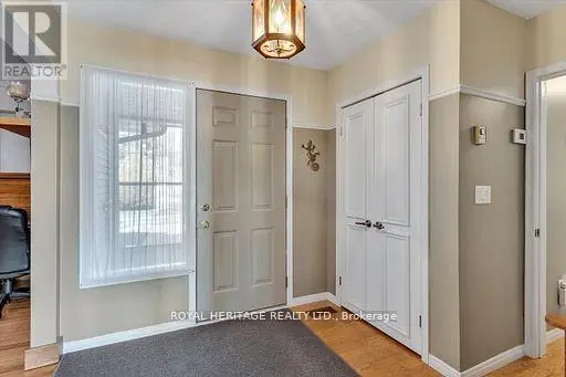 111 Beehive Drive, Kawartha Lakes, Ontario  K0M 1G0 - Photo 2 - X12065615