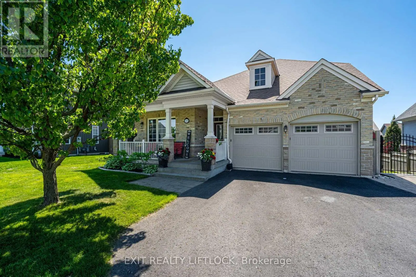399 Lakeshore Road, Port Hope, Ontario  L1A 0A4 - Photo 1 - X12065834