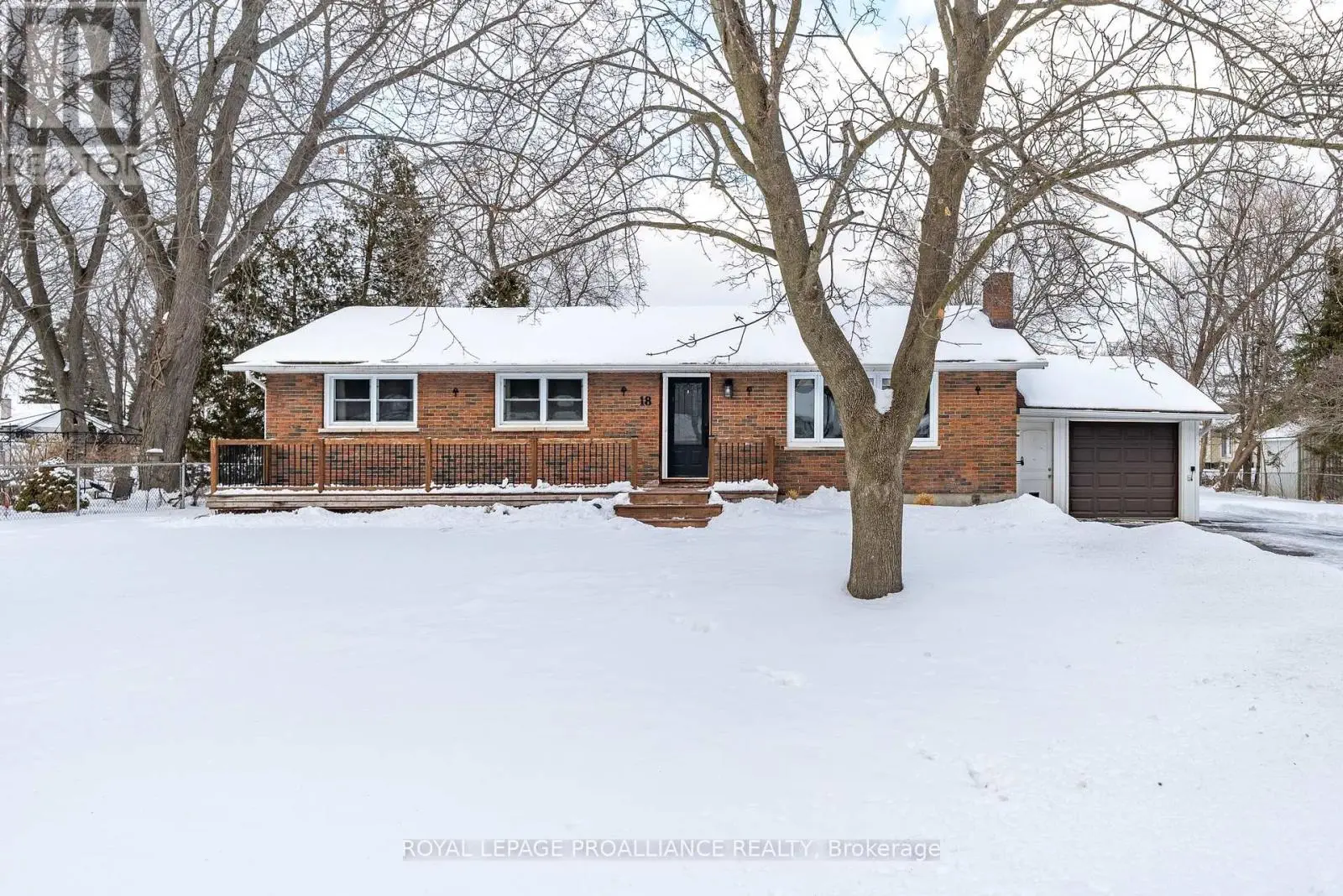 18 Princess Drive, Quinte West, Ontario  K0K 1L0 - Photo 2 - X12066687