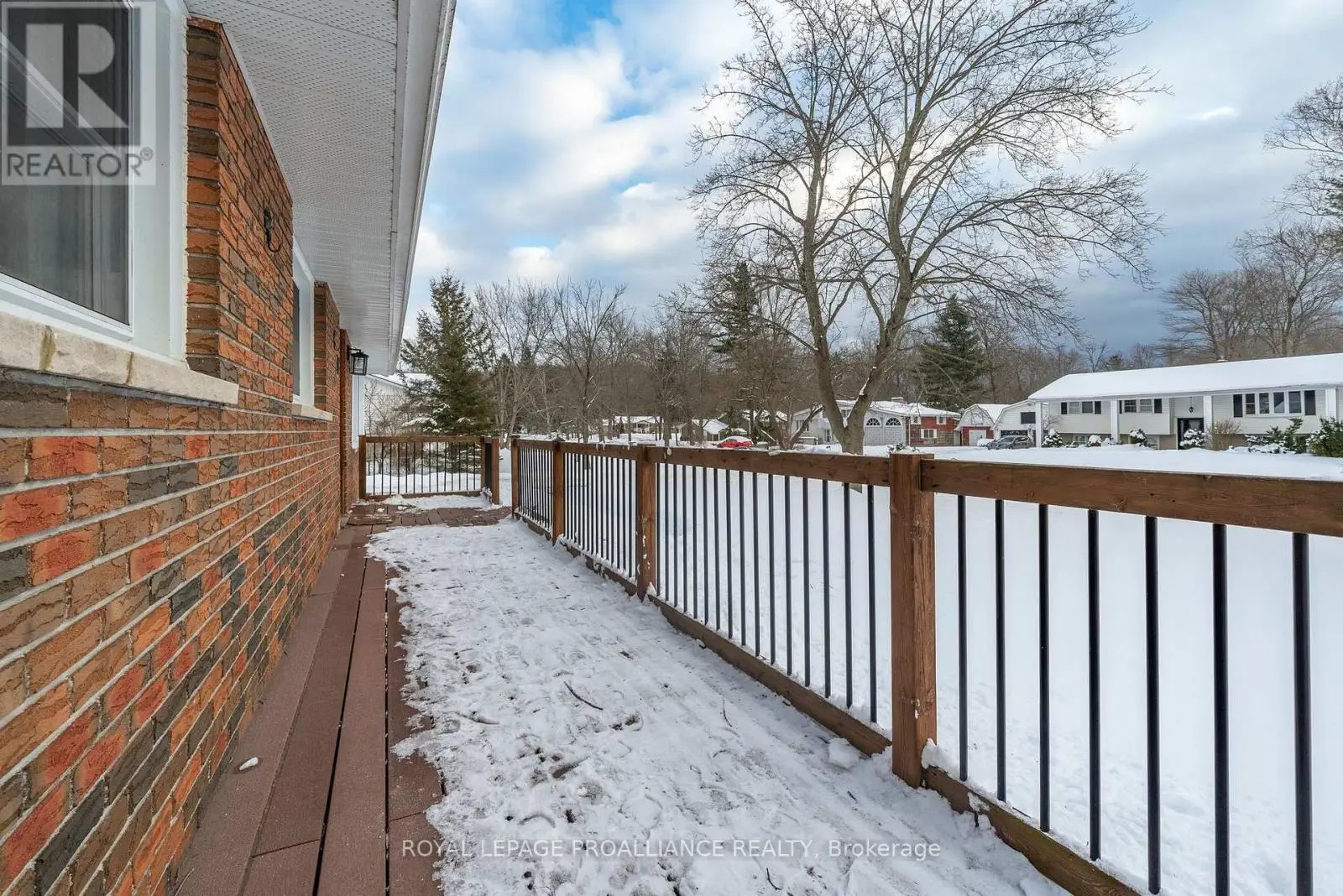 18 Princess Drive, Quinte West, Ontario  K0K 1L0 - Photo 3 - X12066687