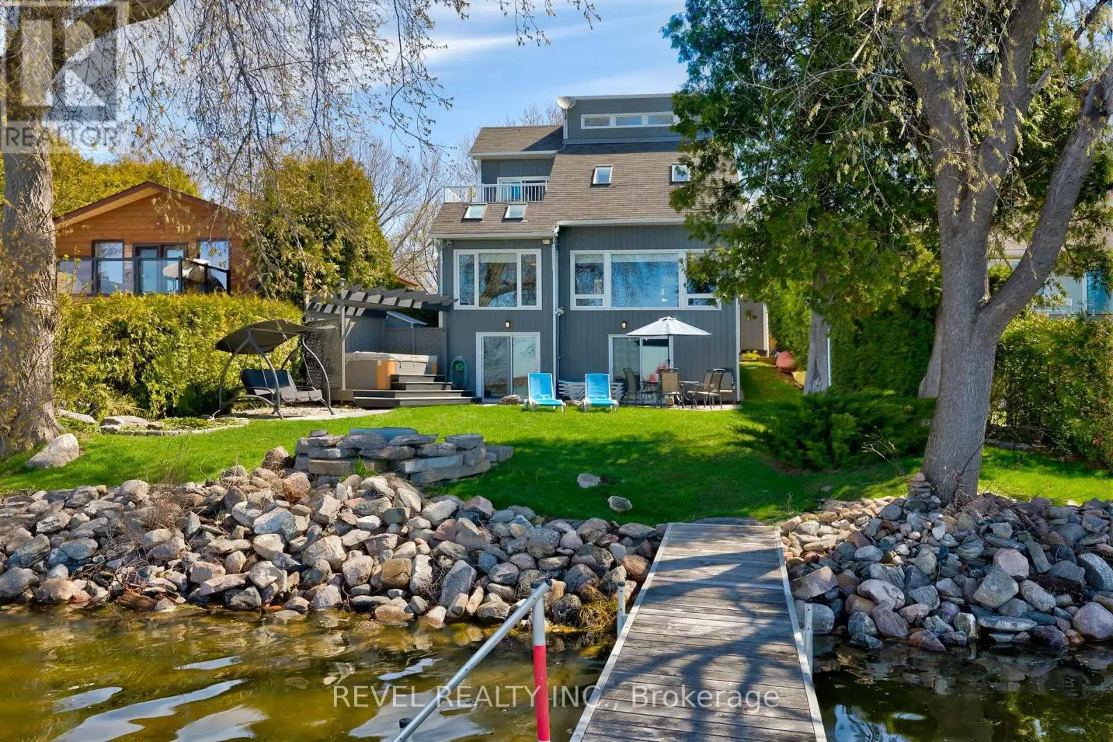 28 Wakeford Road, Kawartha Lakes, Ontario  K0M 2C0 - Photo 1 - X12067461