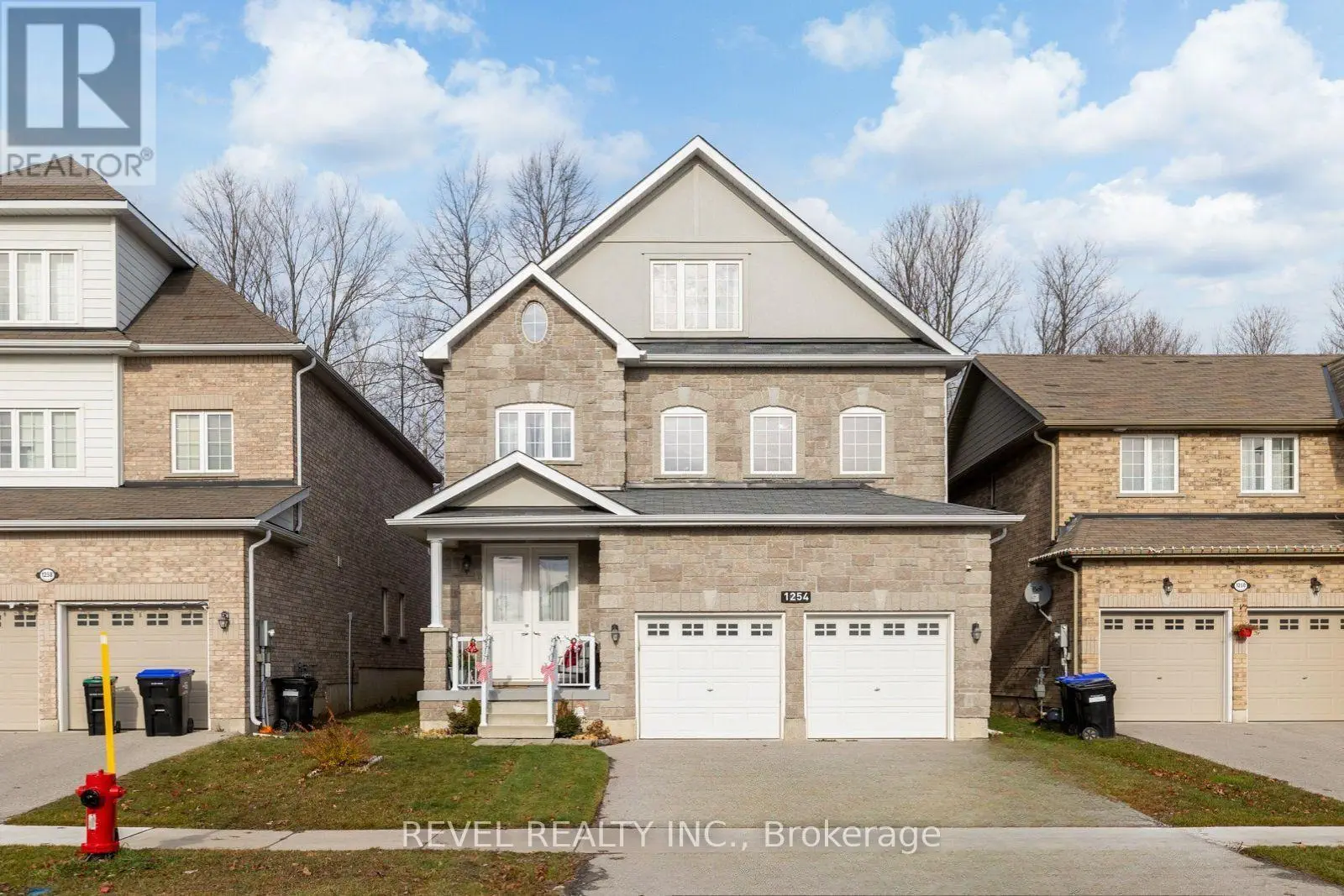 1254 Leslie Drive, Innisfil, Ontario  L9S 0G3 - Photo 3 - N12067799