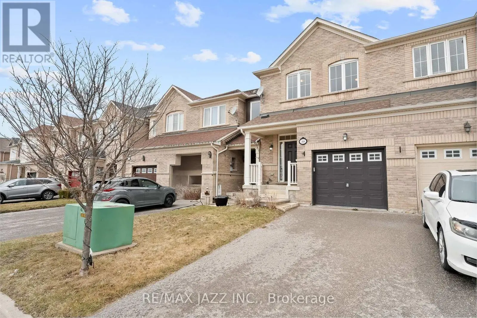 39 Silverwood Circle, Ajax, Ontario  L1Z 0A3 - Photo 1 - E12043278