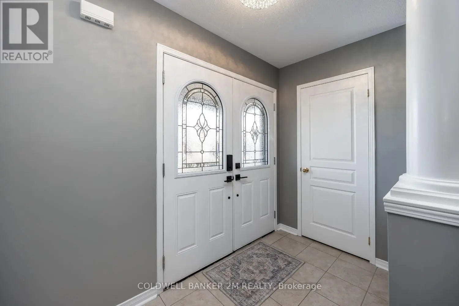 8 Darryl Caswell Way, Clarington, Ontario  L1C 0H9 - Photo 3 - E12068483