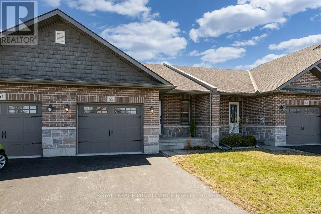 53 Aspen Drive, Quinte West, Ontario  K8V 0E2 - Photo 2 - X12068913