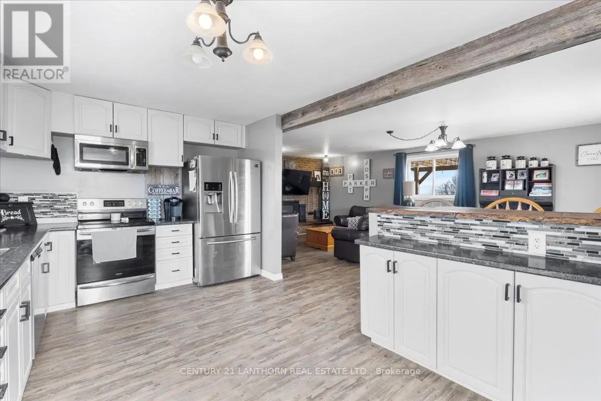 2572 County Road #1, Prince Edward County, Ontario  K0K 1G0 - Photo 1 - X12050868