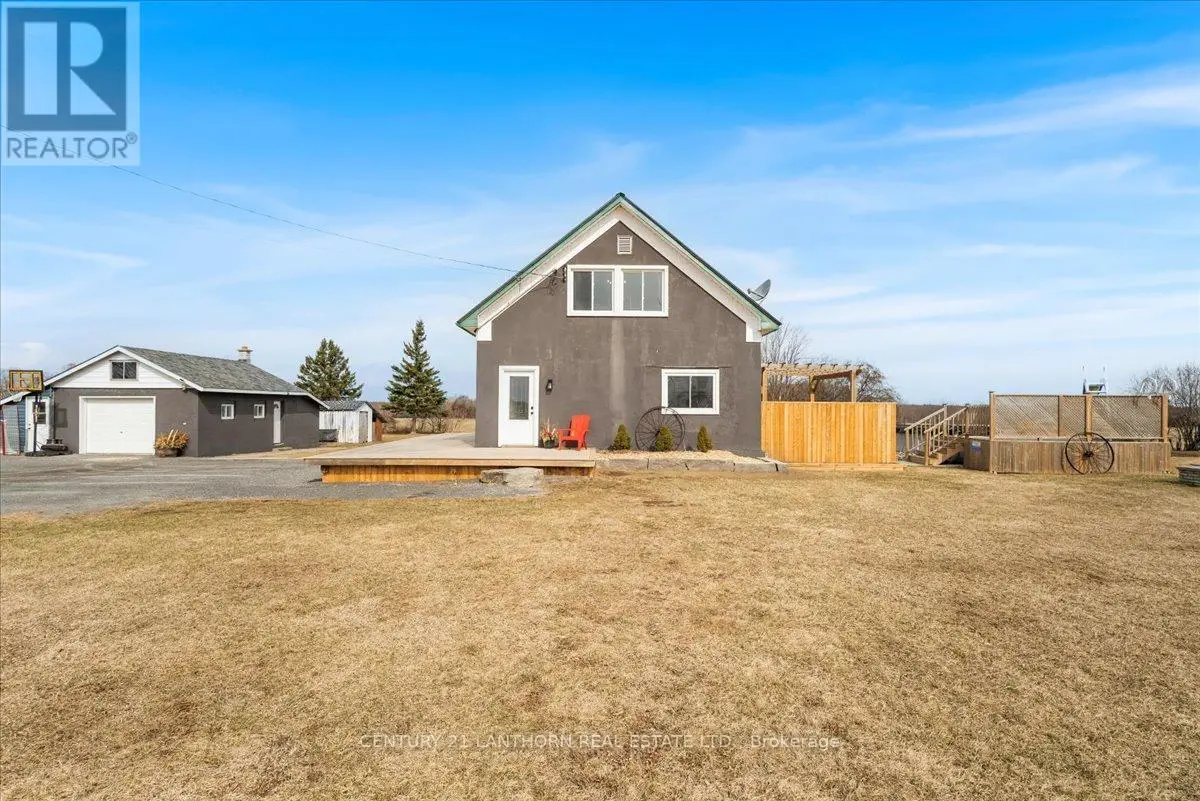 2572 County Road #1, Prince Edward County, Ontario  K0K 1G0 - Photo 3 - X12050868