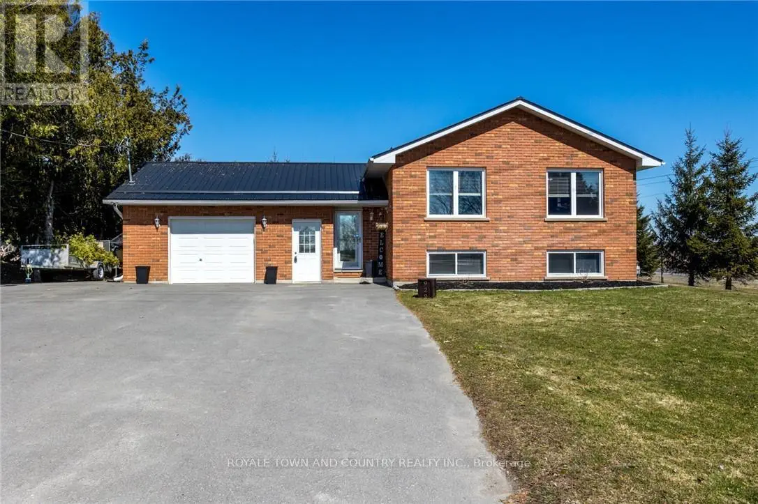 929 Cottingham Road, Kawartha Lakes, Ontario  K0L 2N0 - Photo 1 - X12071202