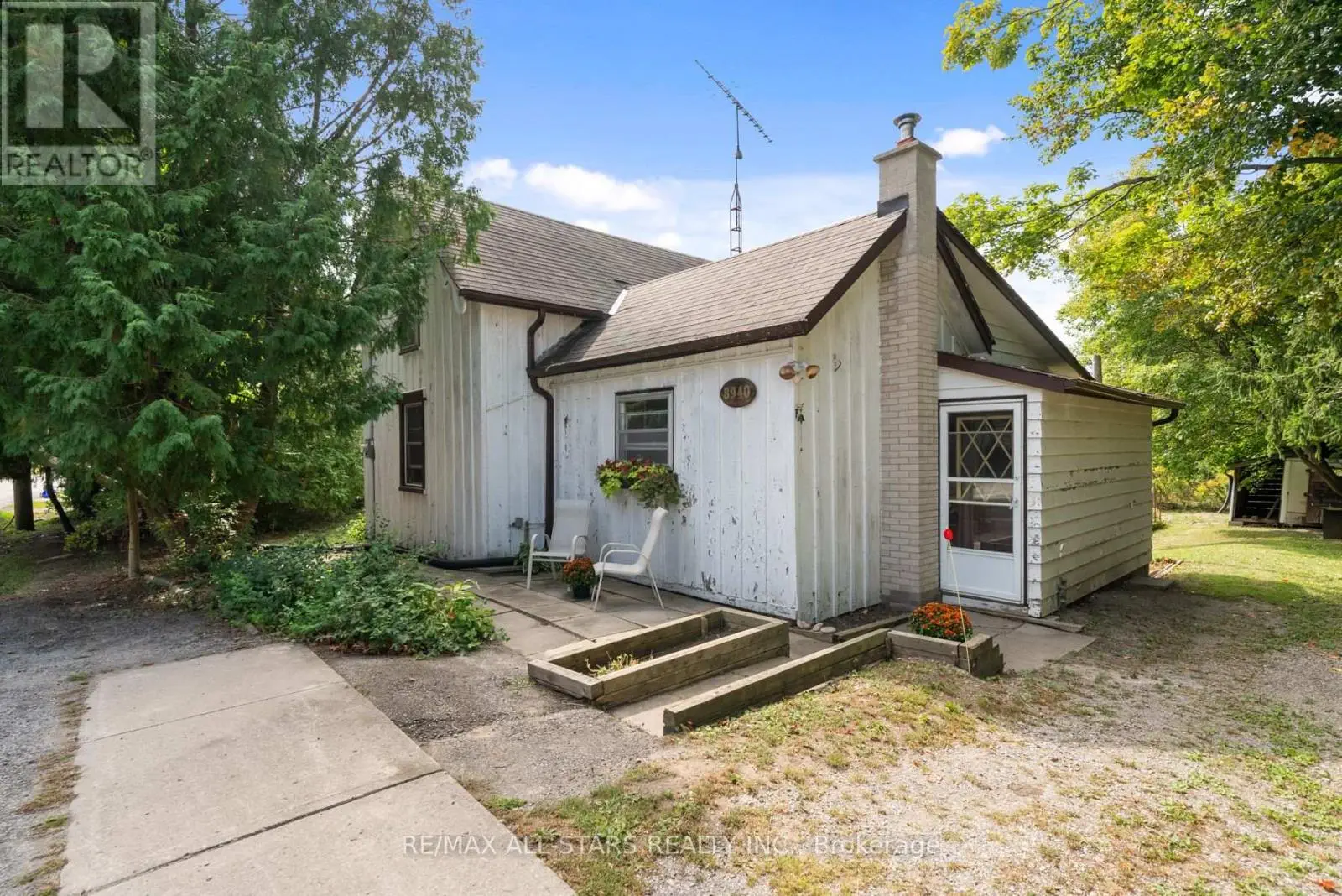 8940 Ashburn Road, Whitby, Ontario  L0B 1A0 - Photo 2 - E12071782