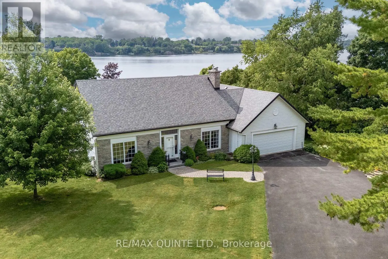 12510 Loyalist Parkway, Prince Edward County, Ontario  K0K 2T0 - Photo 2 - X12071816