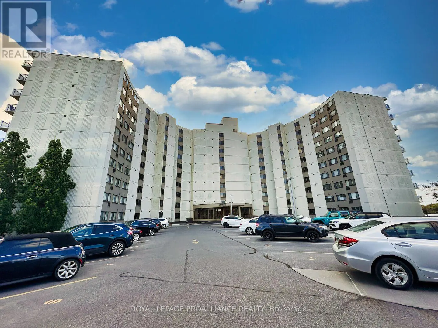 603 - 2 South Front Street, Belleville, Ontario  K8N 5K7 - Photo 2 - X12072231