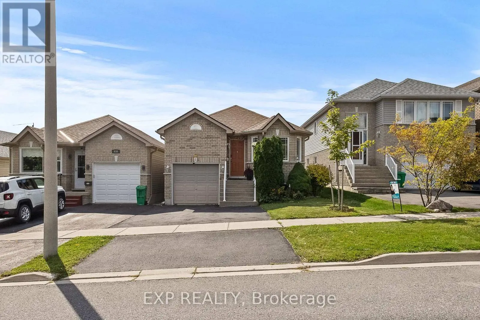 614 Clancy Crescent, Peterborough West, Ontario  K9K 2S2 - Photo 2 - X12072598