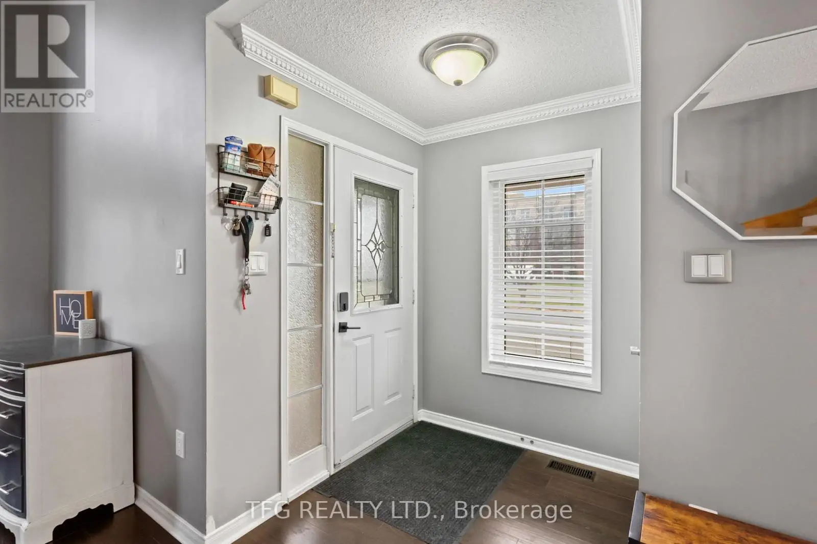 1360 Dumont Street, Oshawa, Ontario  L1K 2V3 - Photo 3 - E12072778