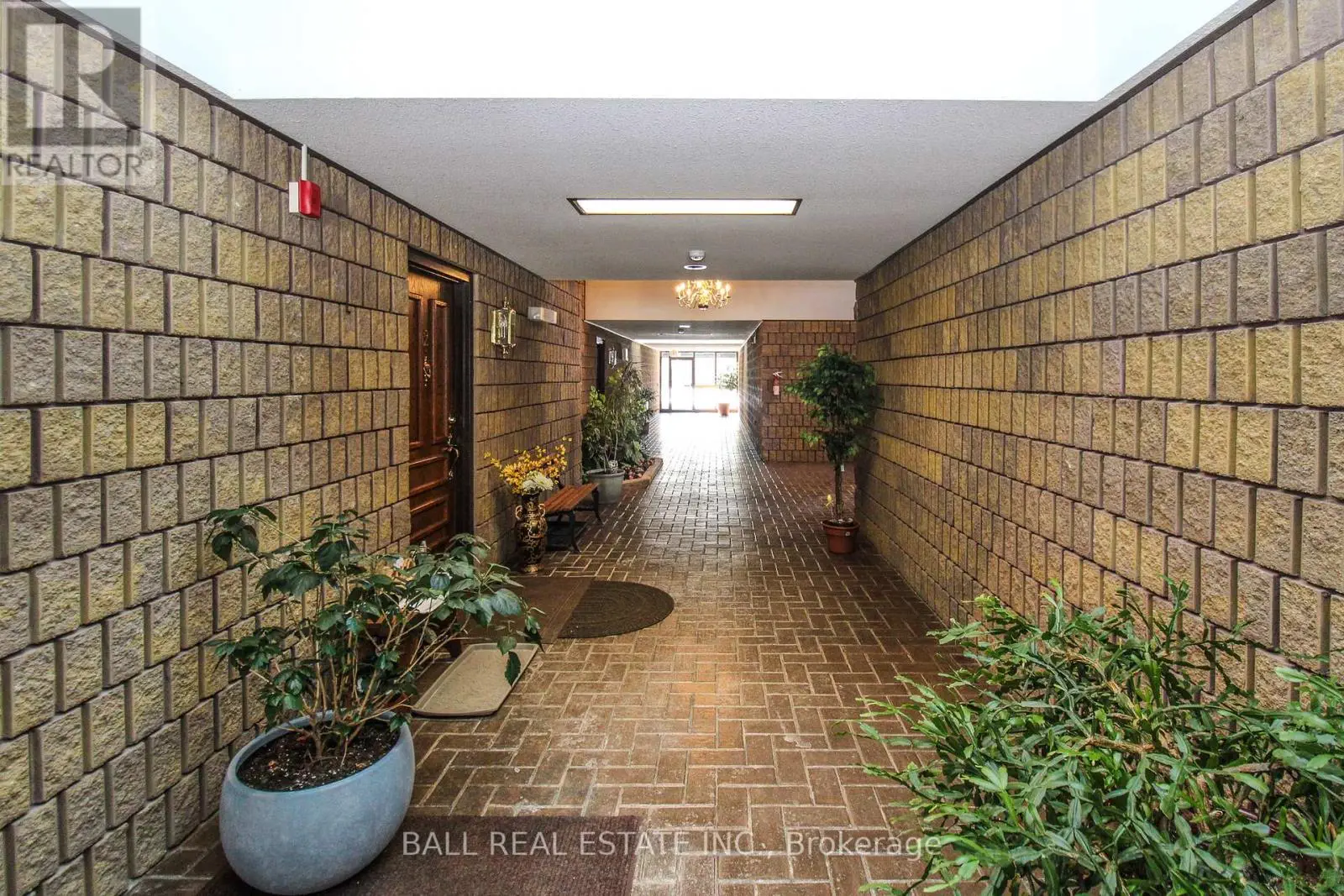 #2 - 3 Paddock Wood, Peterborough East, Ontario  K9H 7H2 - Photo 2 - X11973391