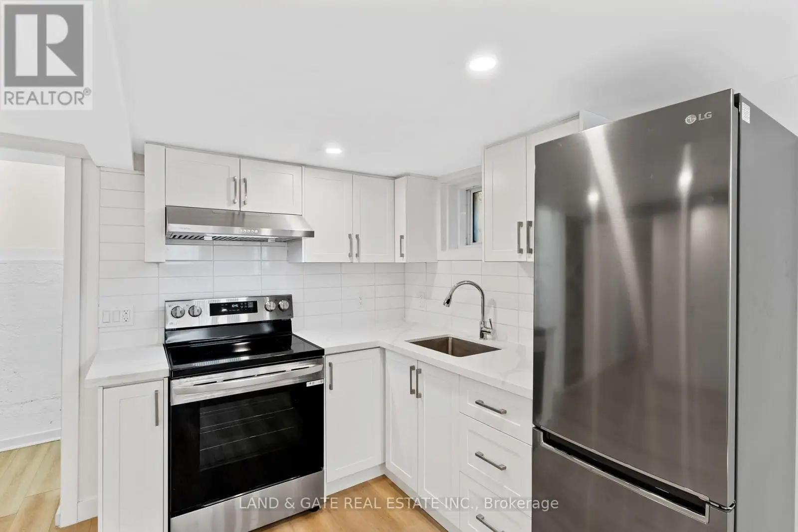 1 - 477 Montrave Avenue, Oshawa, Ontario  L1J 4S6 - Photo 1 - E12074161