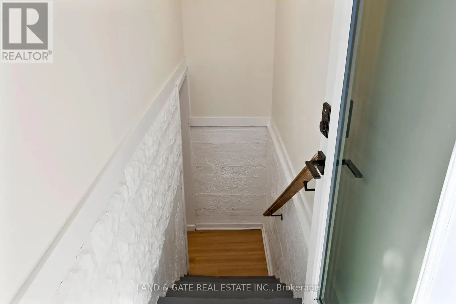 1 - 477 Montrave Avenue, Oshawa, Ontario  L1J 4S6 - Photo 3 - E12074161