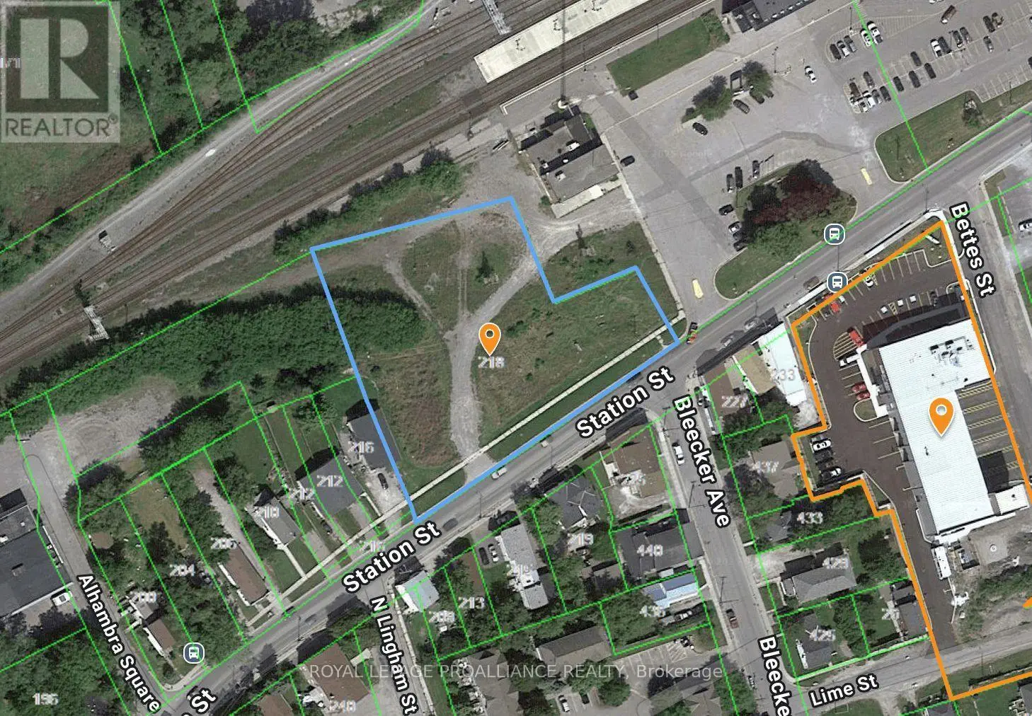 218 Station Street, Belleville, Ontario  K8N 2T3 - Photo 1 - X12074420