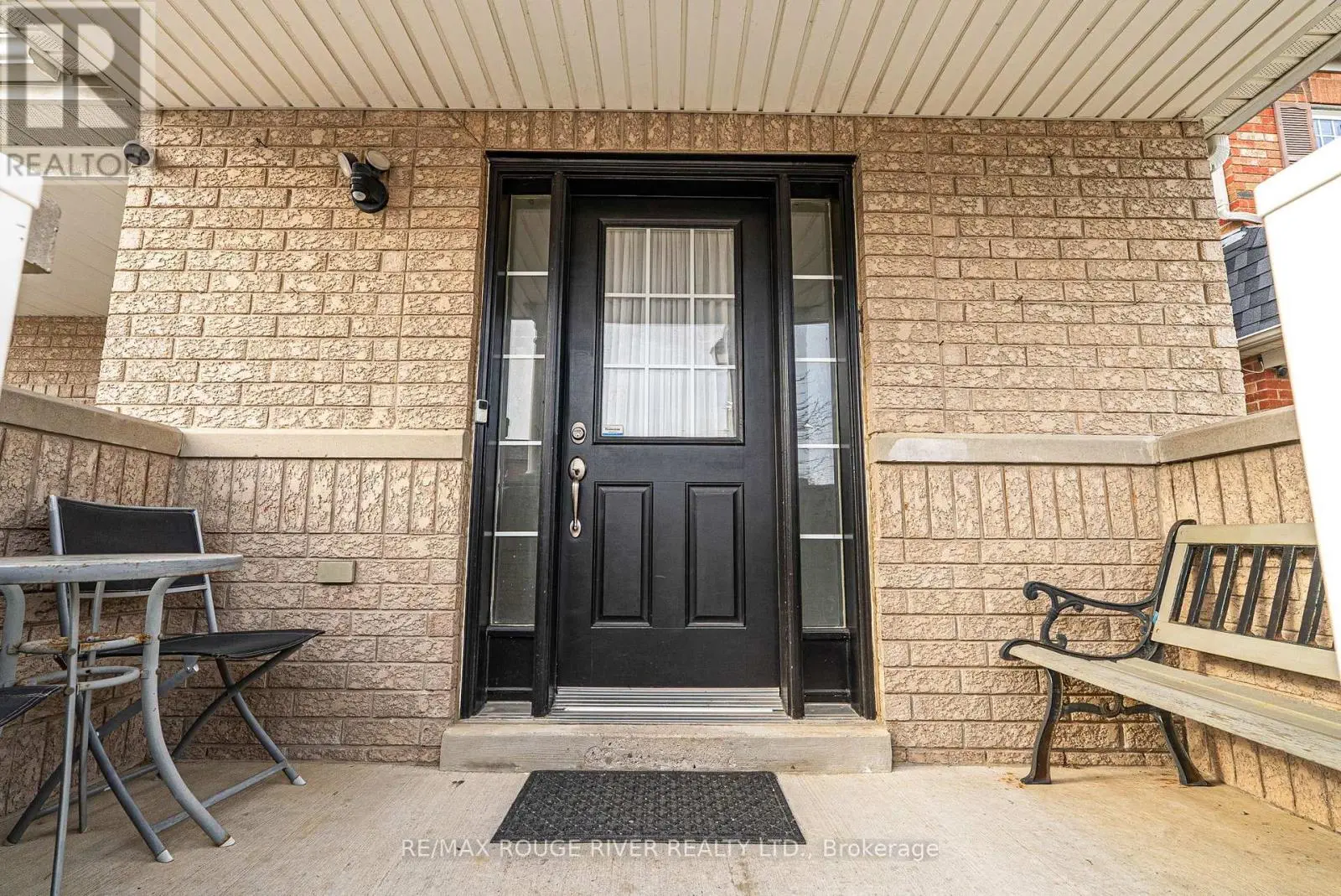 22 Thackery Drive, Ajax, Ontario  L1T 0B7 - Photo 2 - E12075098