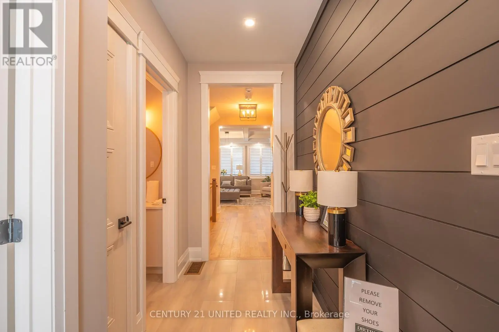 56 York Drive, Peterborough North, Ontario  K9K 0G3 - Photo 3 - X12075678