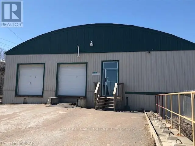 18 - 910 High Street, Peterborough Central, Ontario  K9J 5R2 - Photo 3 - X12075939