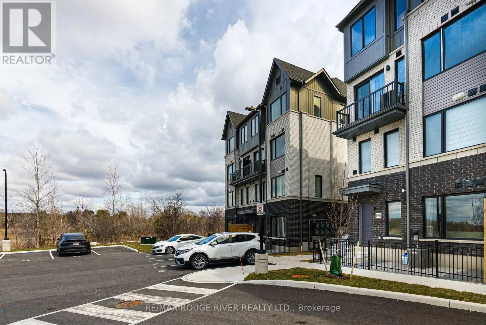 1901 - 160 Densmore  Road, Cobourg, Ontario  K9A 0X8 - Photo 2 - X12076078