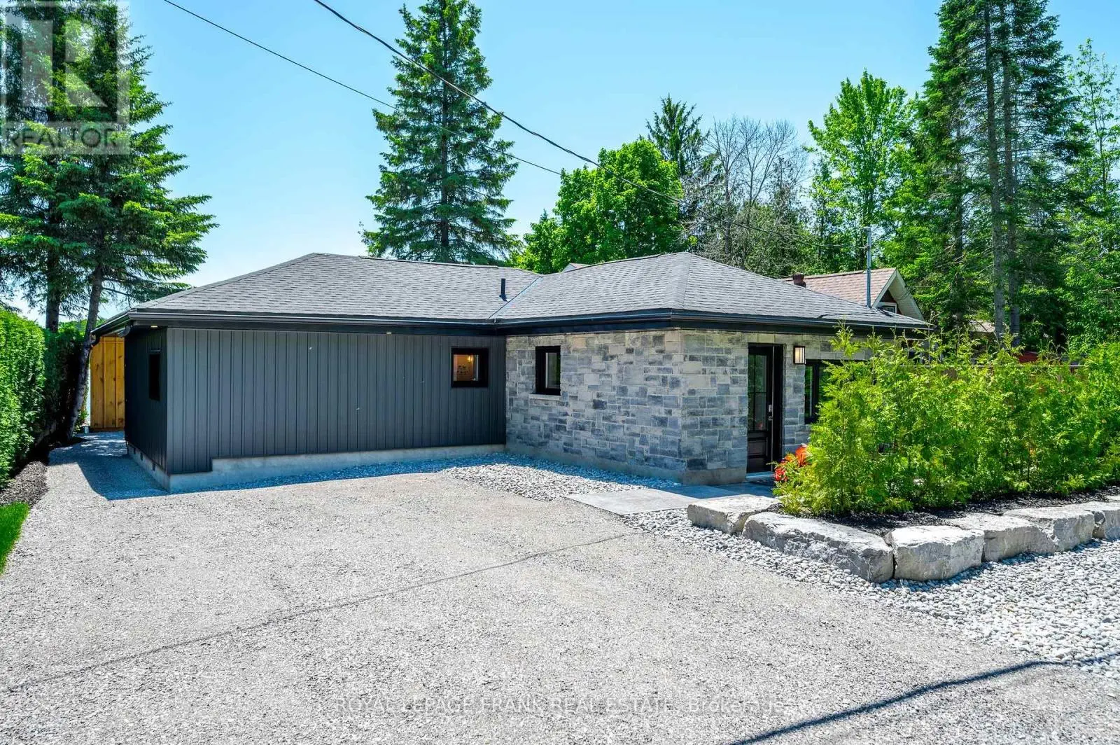178 Front Street W, Kawartha Lakes, Ontario  K0M 1A0 - Photo 2 - X12064129
