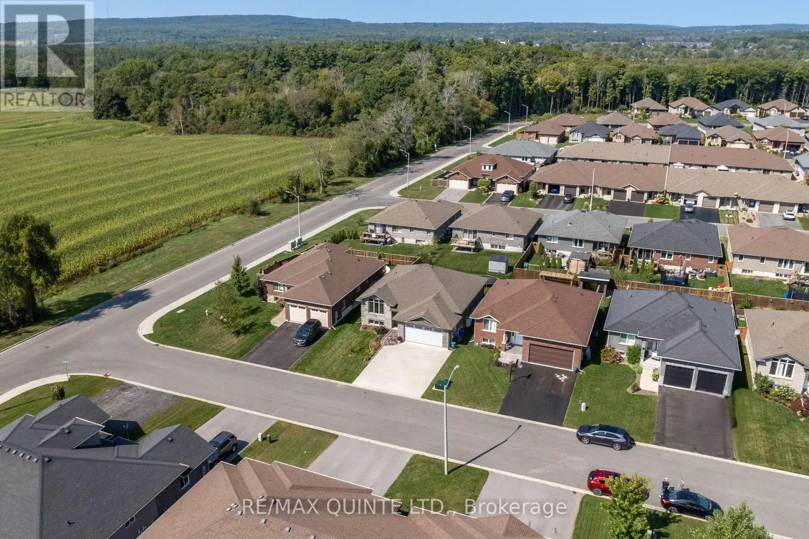 56 MCINTOSH CRESCENT, Quinte West, Ontario