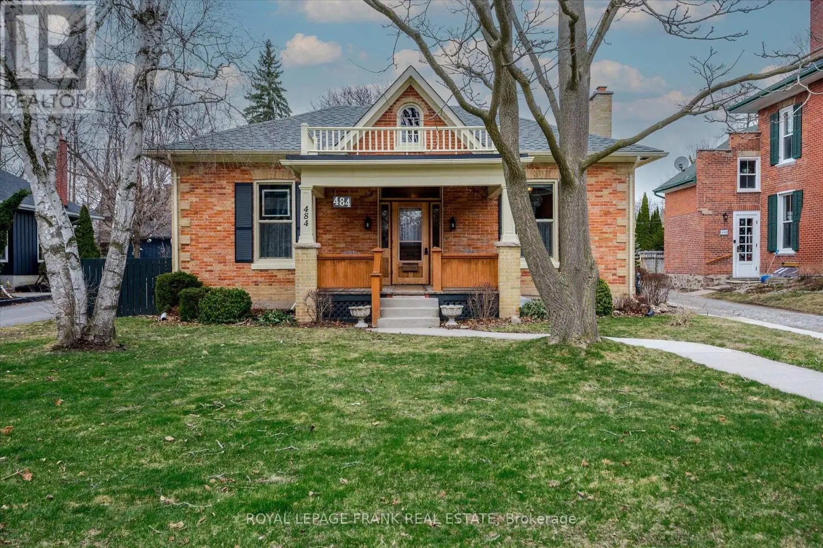 484 Gilmour Street, Peterborough Central, Ontario  K9H 2J9 - Photo 3 - X12077163