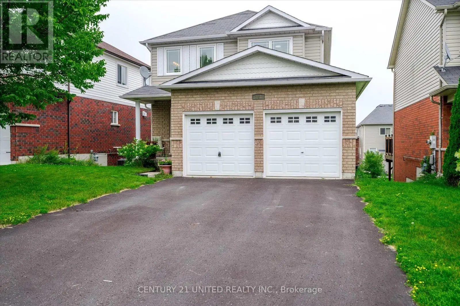 213 Farrier Crescent, Peterborough North, Ontario  K9L 0A6 - Photo 3 - X12077490
