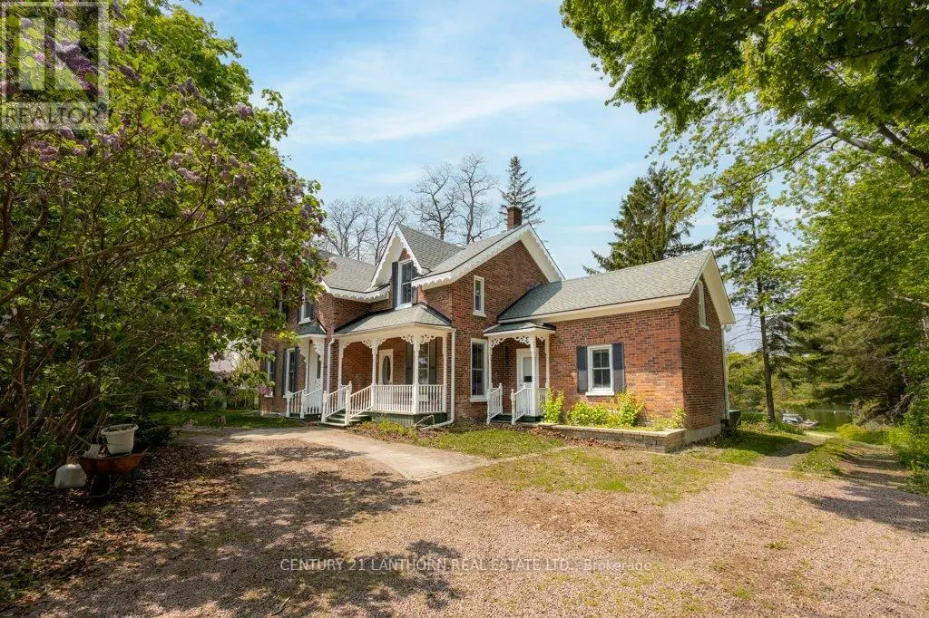 67 Cressy Bayside Road, Prince Edward County, Ontario  K0K 2T0 - Photo 3 - X12078158