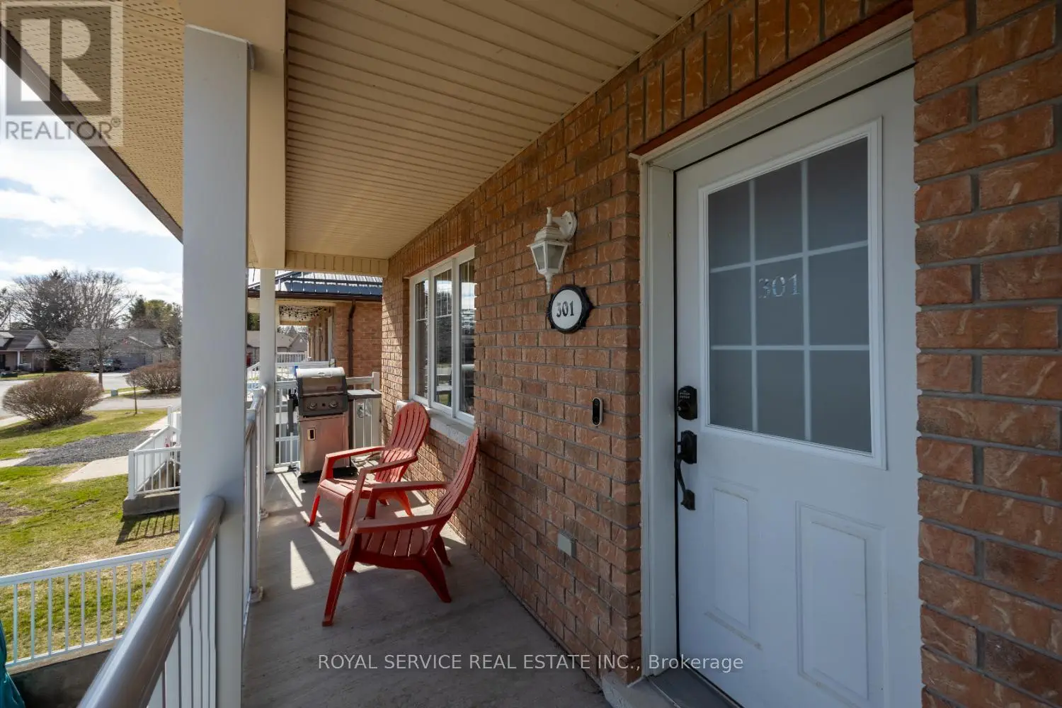301 - 235 Ruttan Terrace, Cobourg, Ontario  K9A 5X6 - Photo 3 - X12078438