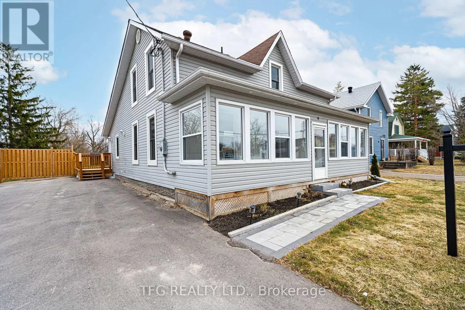 80 King Street E, Kawartha Lakes, Ontario  K0L 2W0 - Photo 3 - X12077826
